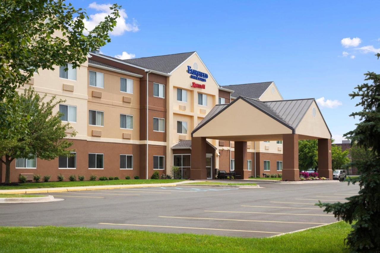 Fairfield Inn & Suites Lansing West Delta Center Township Exterior photo